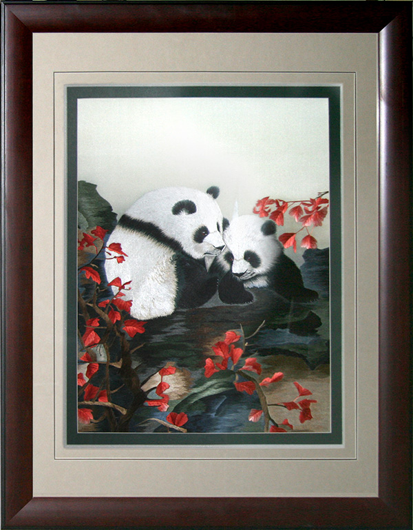 两只熊猫（尺寸外框63×80）